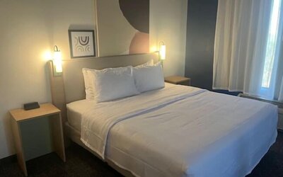 Spark by Hilton Phoenix East Mesa
