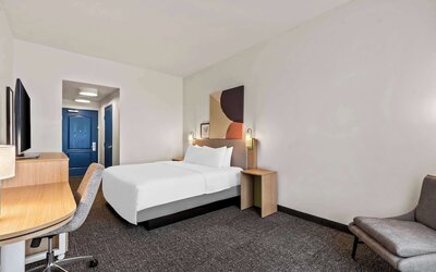 Spark by Hilton Phoenix East Mesa