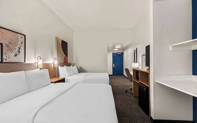 Spark by Hilton Phoenix East Mesa