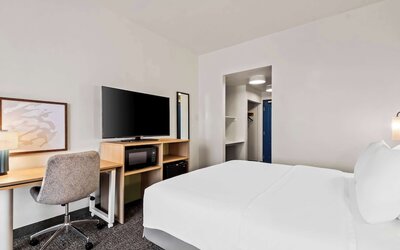 Spark by Hilton Phoenix East Mesa