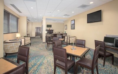 Wyndham Grand Executive Center Little Rock Airport