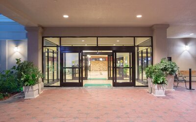 Wyndham Grand Executive Center Little Rock Airport