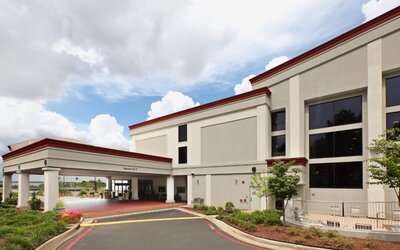 Wyndham Grand Executive Center Little Rock Airport