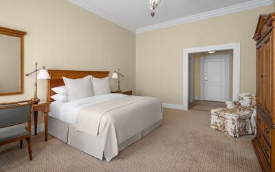 Capital Hotel