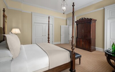 Capital Hotel