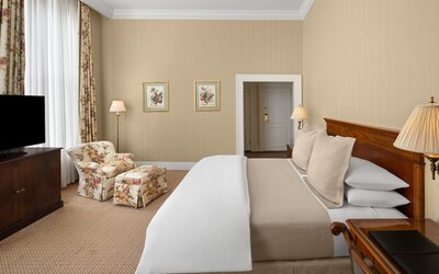 Capital Hotel