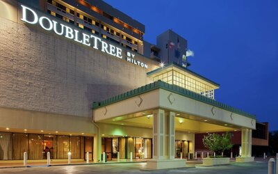 DoubleTree by Hilton Little Rock