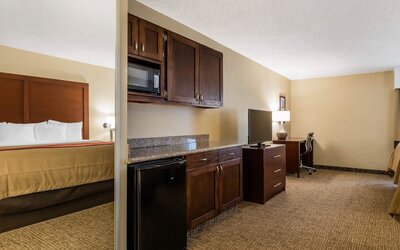 Comfort Inn & Suites Little Rock Airport