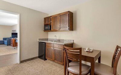 Comfort Inn & Suites Little Rock Airport