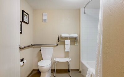 Comfort Inn & Suites Little Rock Airport