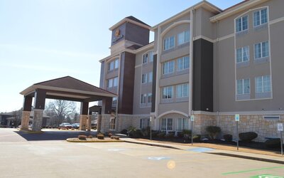 La Quinta Inn & Suites by Wyndham Little Rock - Bryant