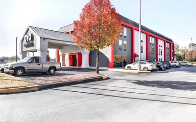 OYO Townhouse Inn Jacksonville near Little Rock Air Force Base