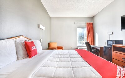 OYO Townhouse Inn Jacksonville near Little Rock Air Force Base
