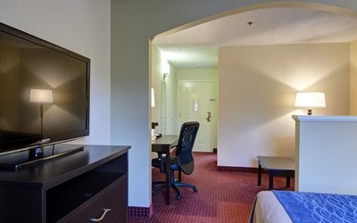 Quality Inn & Suites Little Rock West