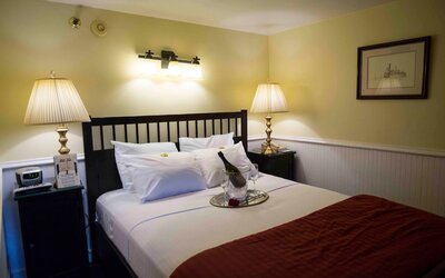 Delta King Hotel