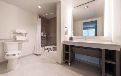 Hyatt House Sacramento Airport - Natomas
