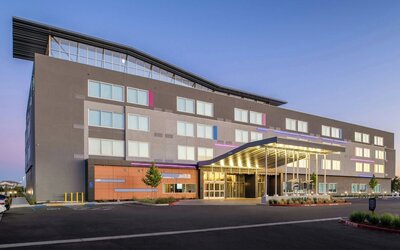 Aloft by Marriott Sacramento Airport Natomas