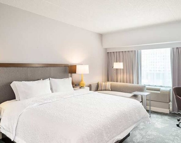 Hampton Inn Philadelphia-Center City-Convention Center