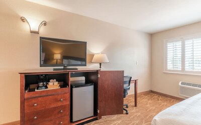 Governors Inn Hotel