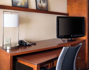 Courtyard by Marriott Sacramento Cal Expo