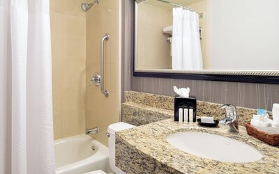 Courtyard by Marriott Sacramento Cal Expo