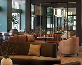 Sheraton Grand Sacramento Hotel