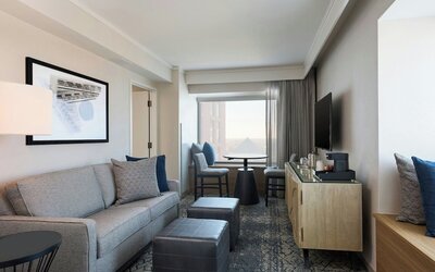Sheraton Grand Sacramento Hotel