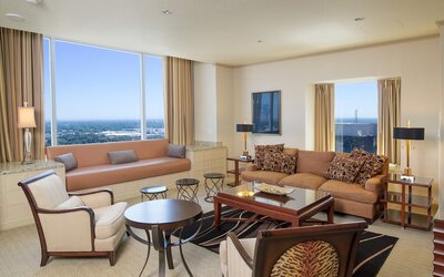 Sheraton Grand Sacramento Hotel