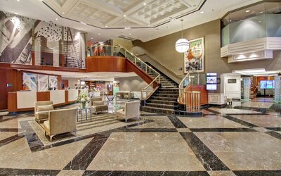 DoubleTree by Hilton Hotel Toronto Downtown