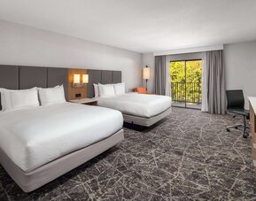DoubleTree by Hilton Sacramento