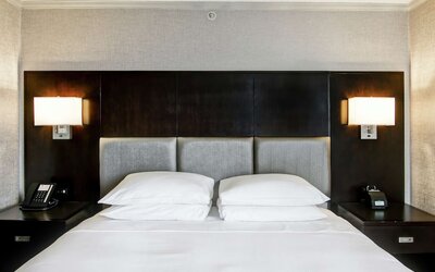 DoubleTree by Hilton Hotel Toronto Downtown