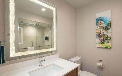 DoubleTree by Hilton Sacramento