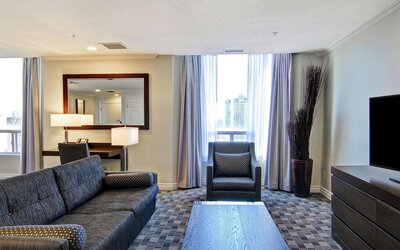 DoubleTree by Hilton Hotel Toronto Downtown