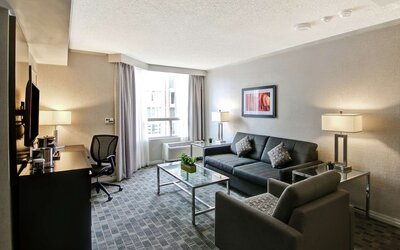 DoubleTree by Hilton Hotel Toronto Downtown