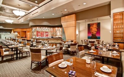 DoubleTree by Hilton Hotel Toronto Downtown