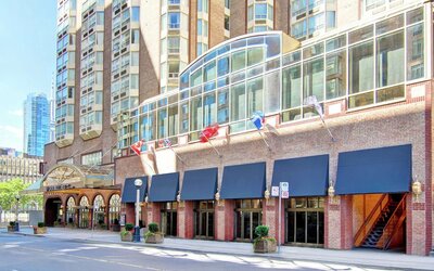 DoubleTree by Hilton Hotel Toronto Downtown