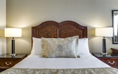 Monte Carlo Inn & Suites Downtown Markham