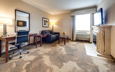 Monte Carlo Inn & Suites Downtown Markham
