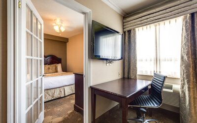 Monte Carlo Inn & Suites Downtown Markham