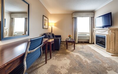 Monte Carlo Inn & Suites Downtown Markham