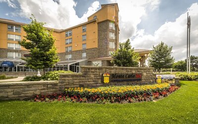 Monte Carlo Inn & Suites Downtown Markham