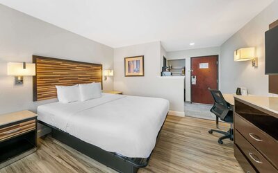 Quality Inn & Suites Sacramento Downtown Area