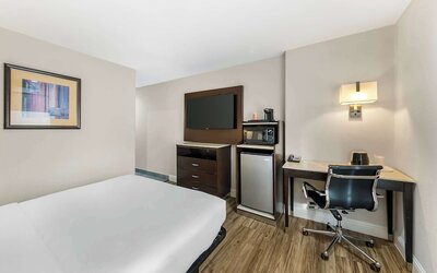 Quality Inn & Suites Sacramento Downtown Area