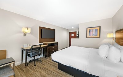 Quality Inn & Suites Sacramento Downtown Area
