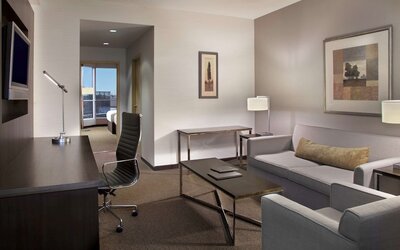 Hilton Toronto/Markham Suites Conference Centre & Spa