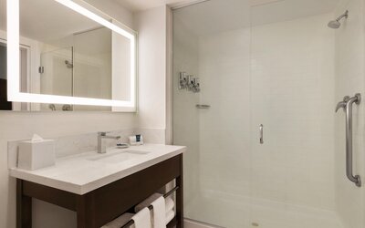Four Points by Sheraton Sacramento International Airport
