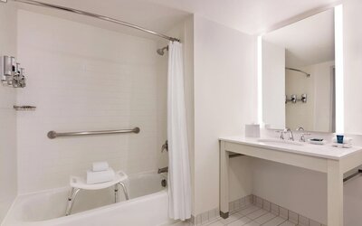 Four Points by Sheraton Sacramento International Airport