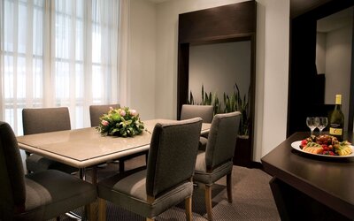 Hilton Toronto/Markham Suites Conference Centre & Spa