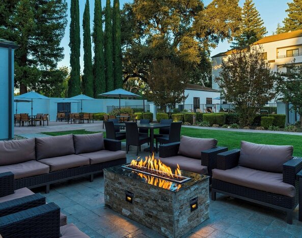 Courtyard by Marriott Sacramento Airport Natomas