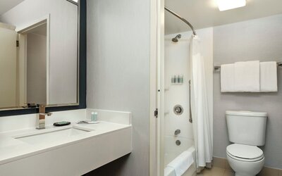 Courtyard by Marriott Sacramento Airport Natomas